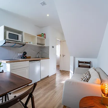 Nura Downtown Apartman